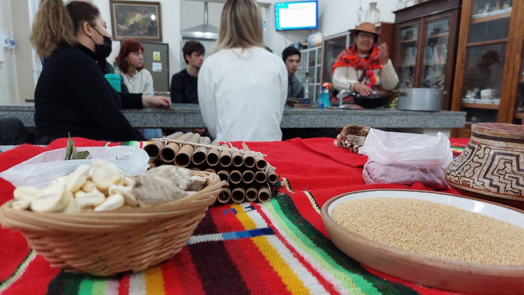 Un encuentro con los saberes, sabores y colores de la cocina andina