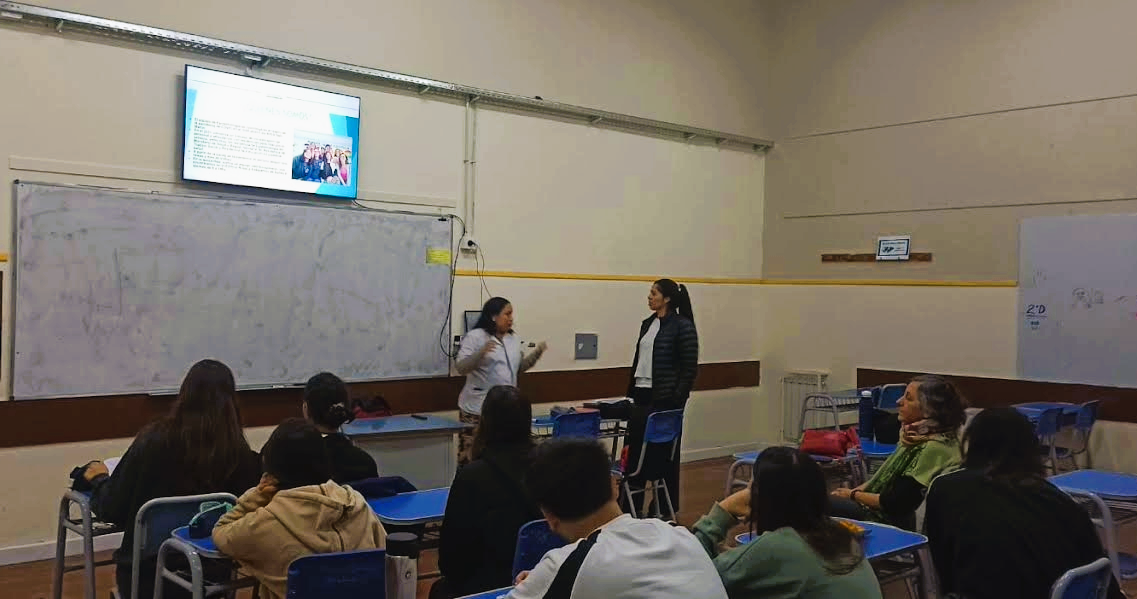 Charla sobre epidemiología para estudiantes de 6° año